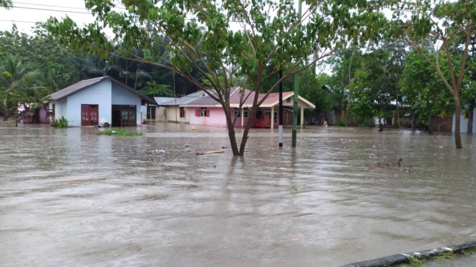 Infopublik Sungai Di Gorontalo Meluap Ratusan Rumah Terendam Banjir