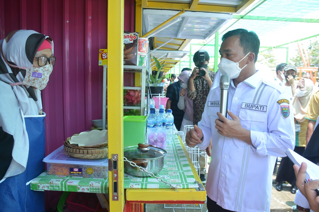 Infopublik Bupati Batang Resmikan Destinasi Kuliner Batang Teras Pandawa