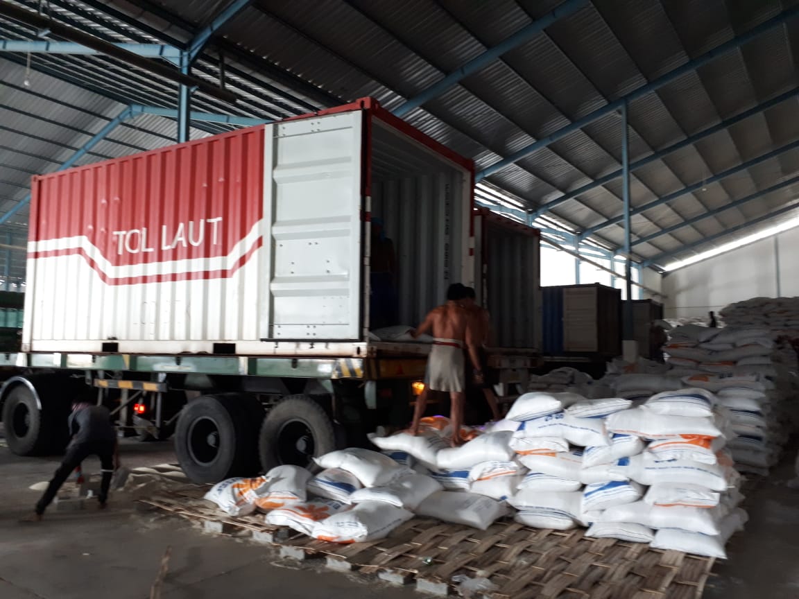 Infopublik Kapal Tol Laut Bantu Distribusi Ton Beras Ke Lokasi