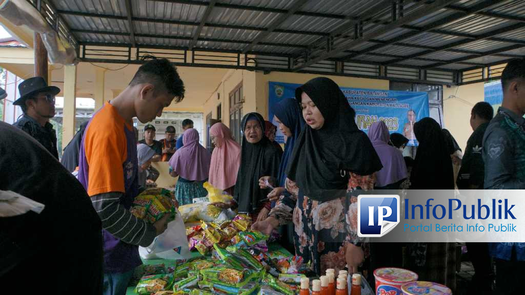 InfoPublik Bantu Kendalikan Inflasi DKUKMPP Balangan Gelar Pasar Murah