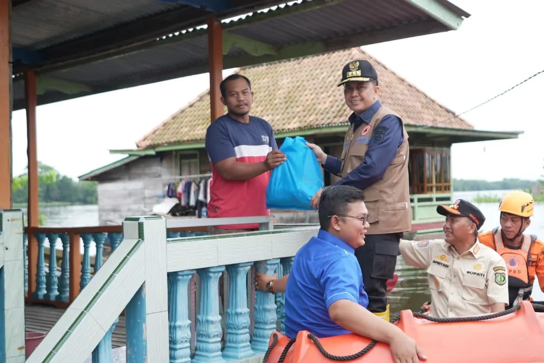 Infopublik Tinjau Lokasi Banjir Di Kabupaten Muba Pj Gubernur Agus