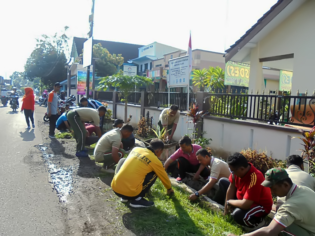 Gambar Lingkungan Masyarakat Yang Bersih