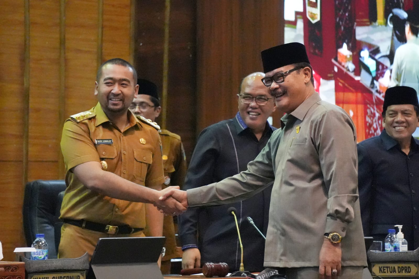 InfoPublik Ranperda Pengembangan Ekonomi Kreatif Disetujui DPRD Sumbar