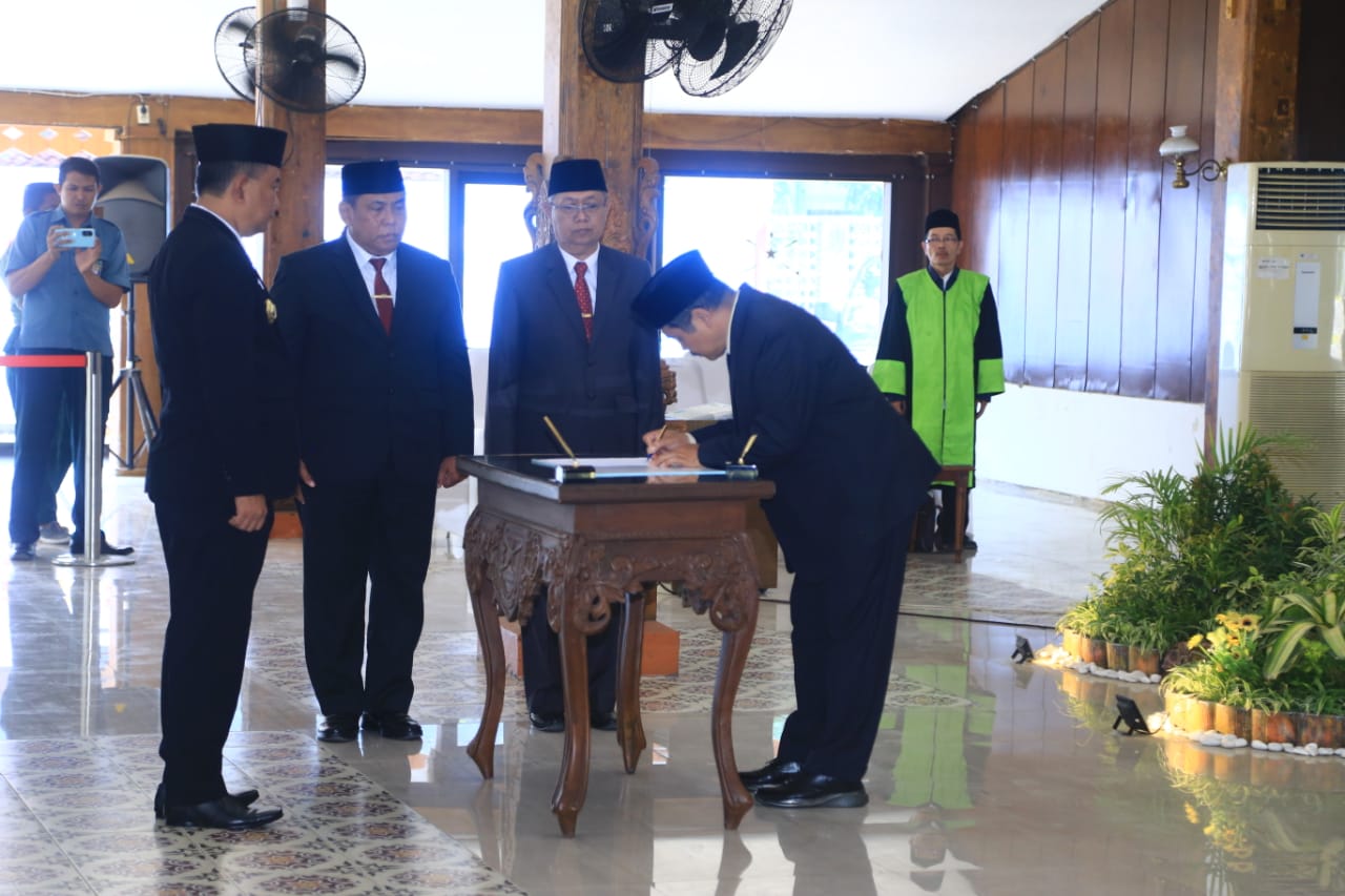 InfoPublik Ugas Lantik Heri Sulistyanto Sebagai Pj Sekda Kabupaten