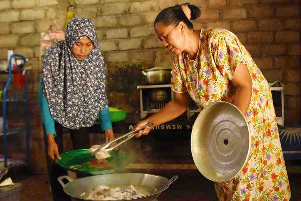 InfoPublik BAHAN DASAR GARAM PATI