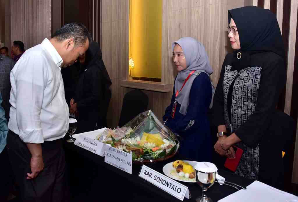 Infopublik Nasi Kuning Komplet