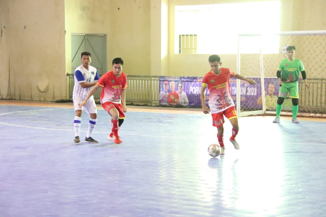 InfoPublik KONTINGEN KALTENG IKUTI FUTSAL DI PORNAS KORPRI XVI