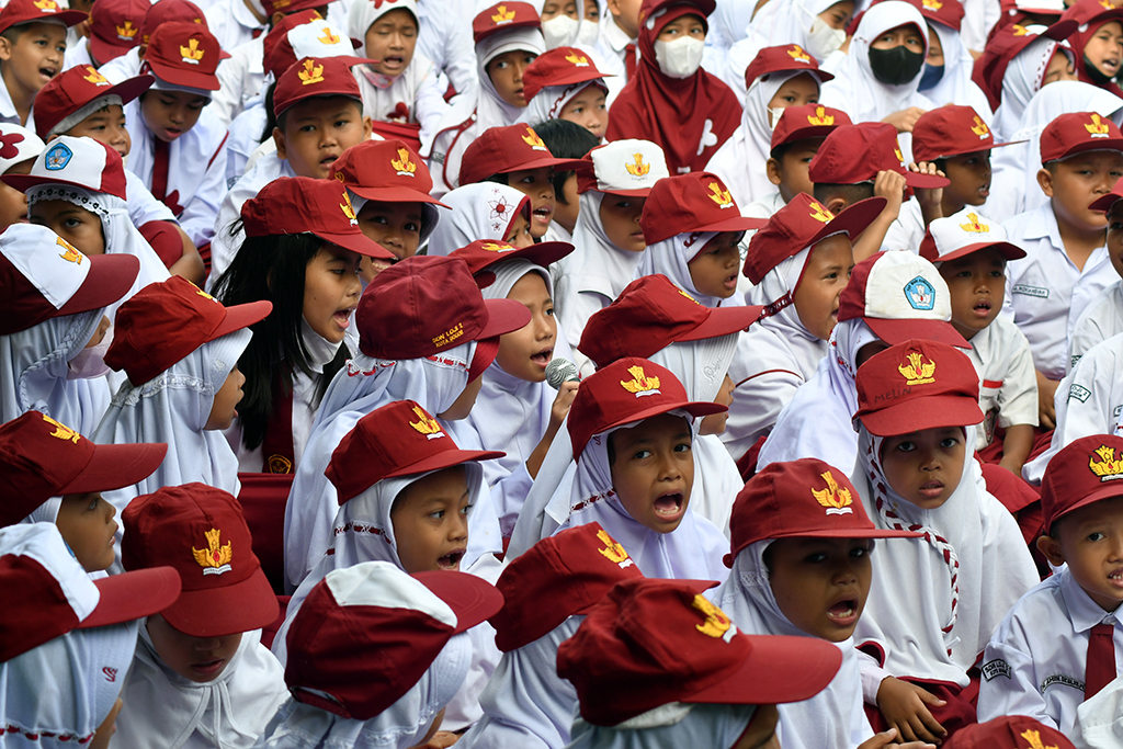 InfoPublik HARI PERTAMA MASUK SEKOLAH DI KOTA BOGOR