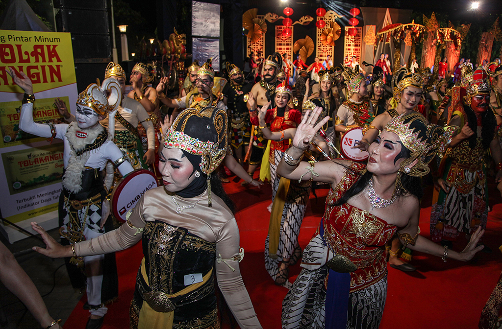 Infopublik Pertunjukan Wayang Terbuka Di Jalanan Kota Lama Semarang