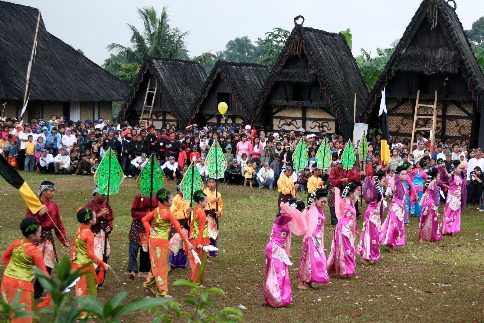 InfoPublik - Kampung Budaya Sindang Barang Bogor Destinasi Tepat Kenal Budaya Sunda