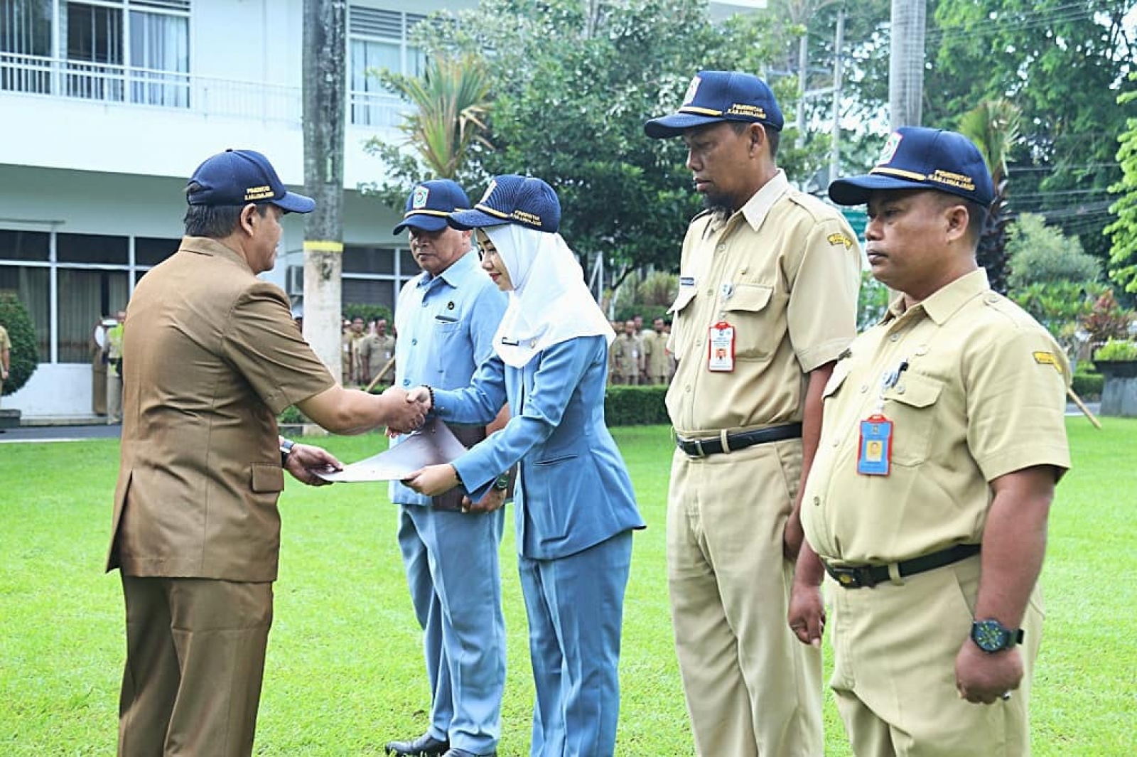 Infopublik 476 Asn Di Lumajang Terima Surat Kenaikan Gaji Berkala