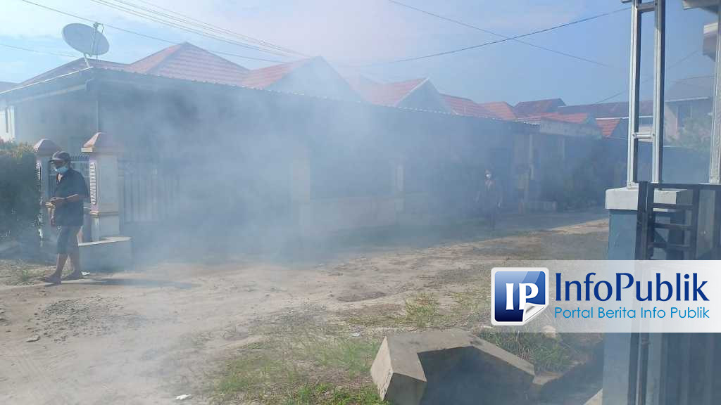 Le village de Langkai et le centre de santé de Marina Permai effectuent une brumisation pour prévenir la DHF