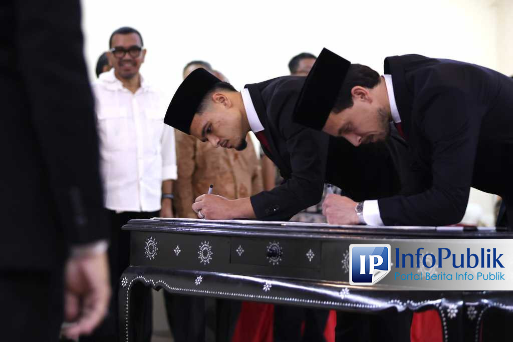 Thom Haye et Ragnar Oratmangoen deviennent officiellement citoyens indonésiens