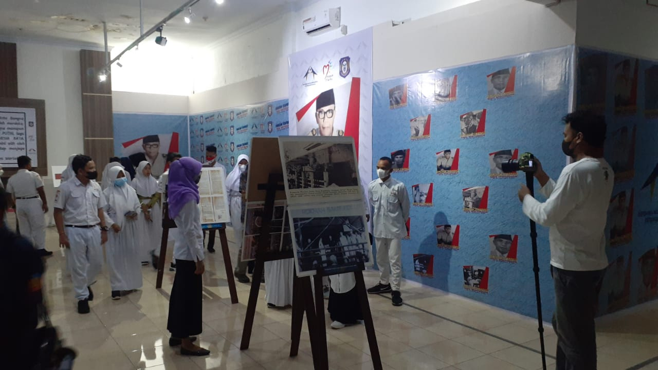 InfoPublik - Museum Purbakala Gelar Pameran Temporer Nani Wartabone