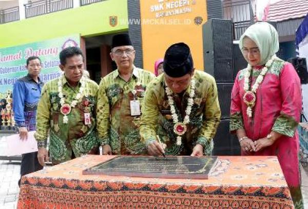 Infopublik Gubernur Kalsel Resmikan Lab Seni Budaya