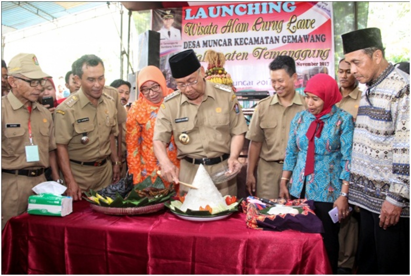 Infopublik Warga Muncar Antusias Saksikan Luncurkan Wisata Alam Curug Lawe