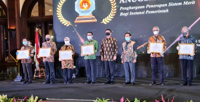 InfoPublik - BKKBN Raih Anugerah Meritrokasi Terbaik Kedua Nasional