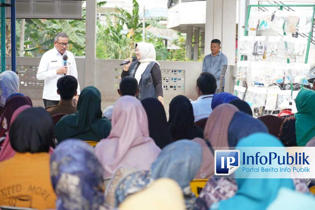 InfoPublik - Jefridin Berikan Edukasi Masyarakat Bengkong Sadai Agar ...