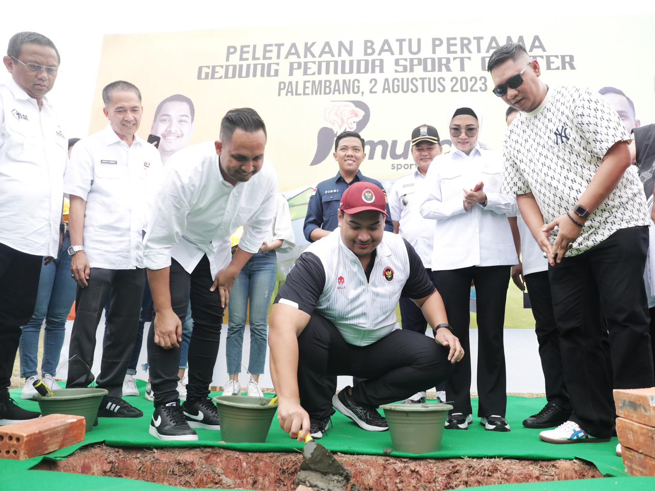 Infopublik Menpora Meletakkan Batu Pertama Pembangunan Gedung Pemuda Sport Center Di Palembang