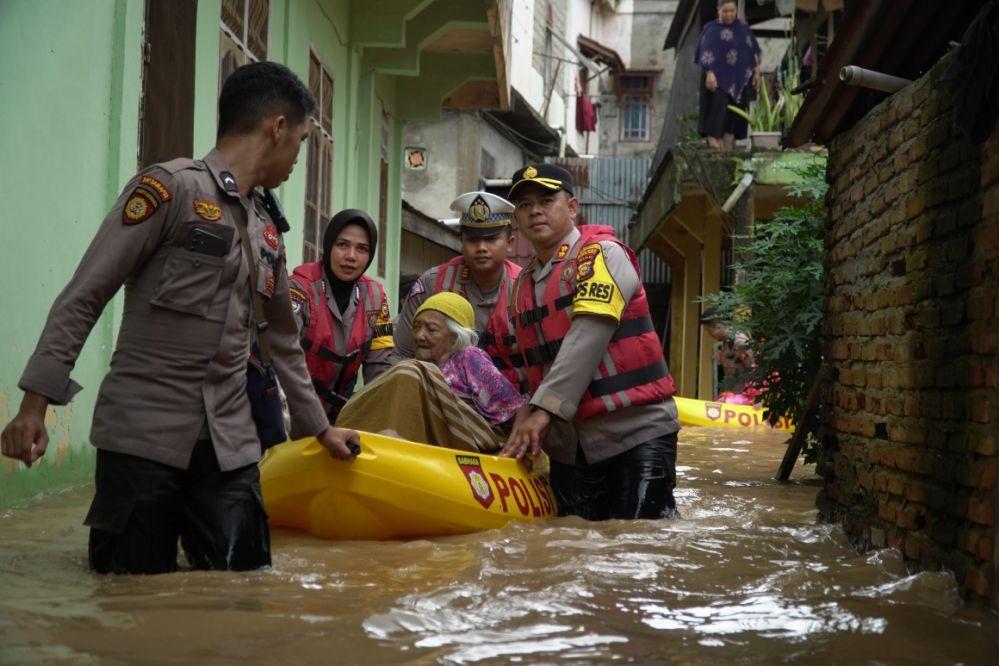 Infopublik Tujuh Kabupatenkota Di Riau Sudah Tetapkan Siaga Darurat Banjir 5163