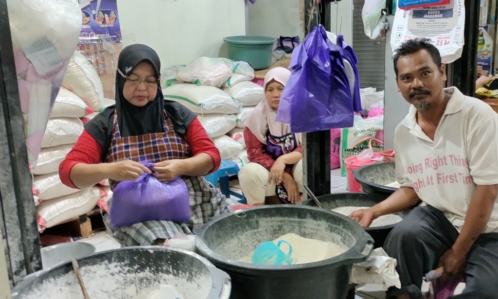 Infopublik Cuaca Buruk Pengaruhi Kenaikan Harga Beras Di Batang