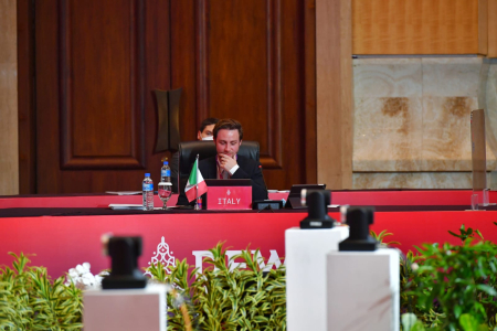 Keramahan Khas Indonesia Pukau Delegasi Sidang Kedua DEWG asal Italia 