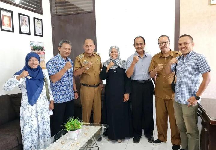 Infopublik Hari Pertama Menjabat Camat Syiah Kuala Terima Kunjungan Ppk