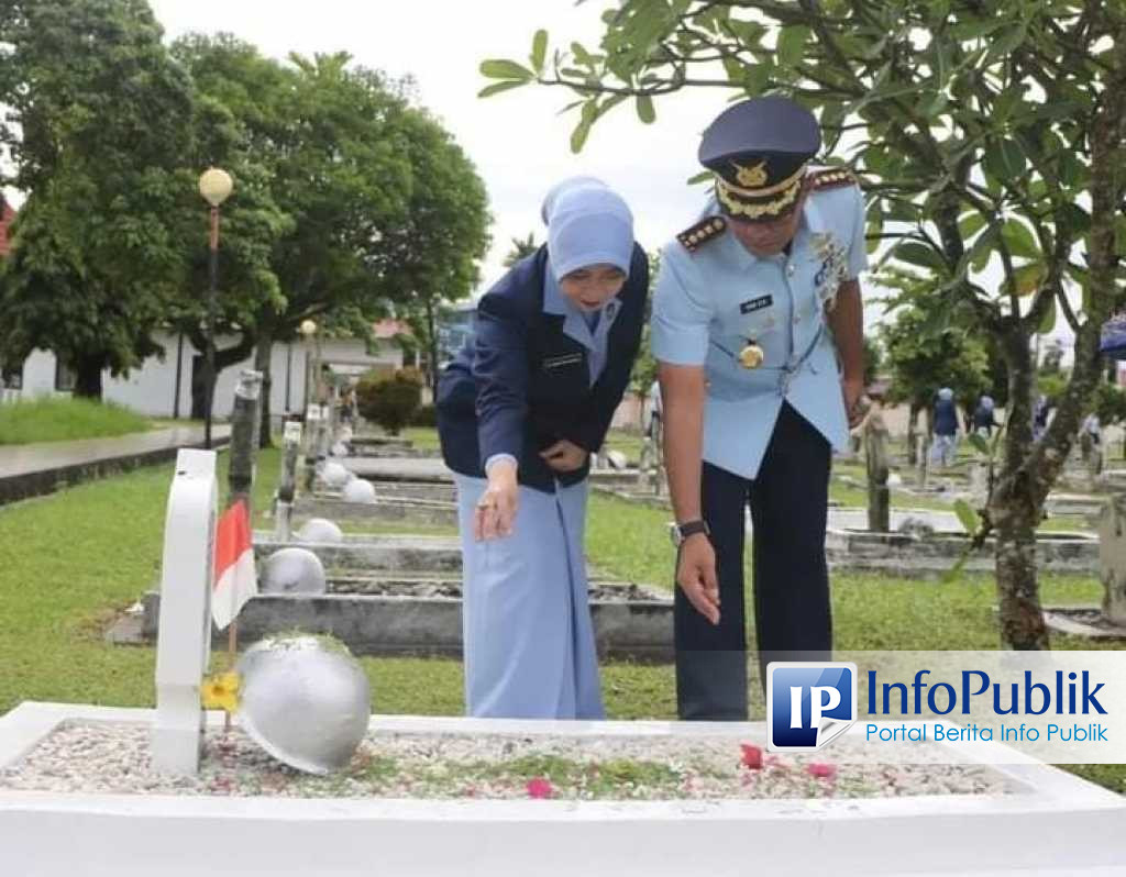 Infopublik Ziarah Dan Tabur Bunga Lanud Sutan Syahril Hormati