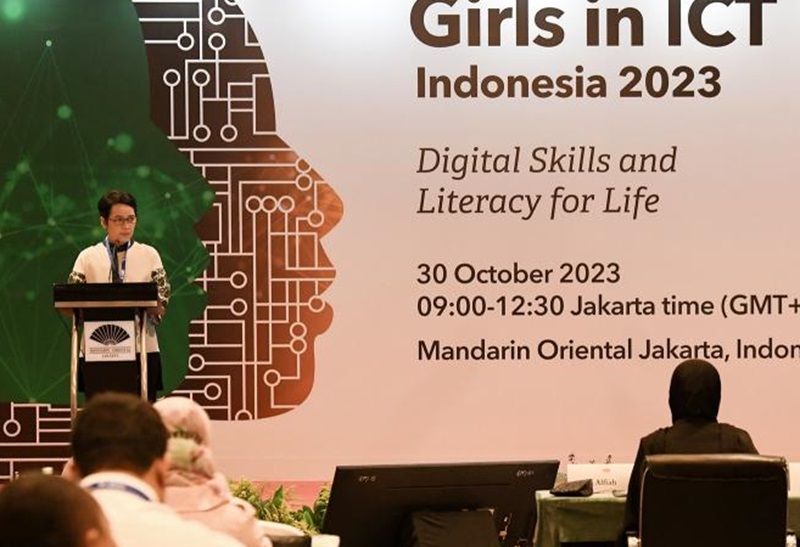 Infopublik Kementerian Kominfo Fasilitasi Literasi Digital Bagi Perempuan