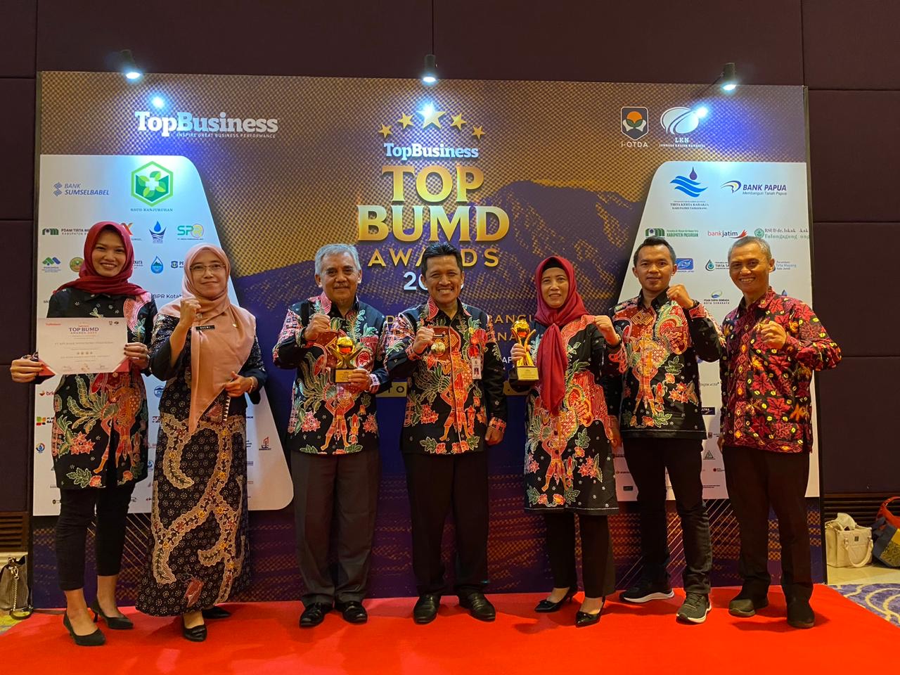 InfoPublik - Wonosobo Kembali Borong 5 Penghargaan Top BUMD Awards 2023