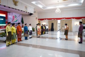 InfoPublik - B Isyandi Dilantik Menjadi Ketua Dewan Pendidikan Provinsi ...