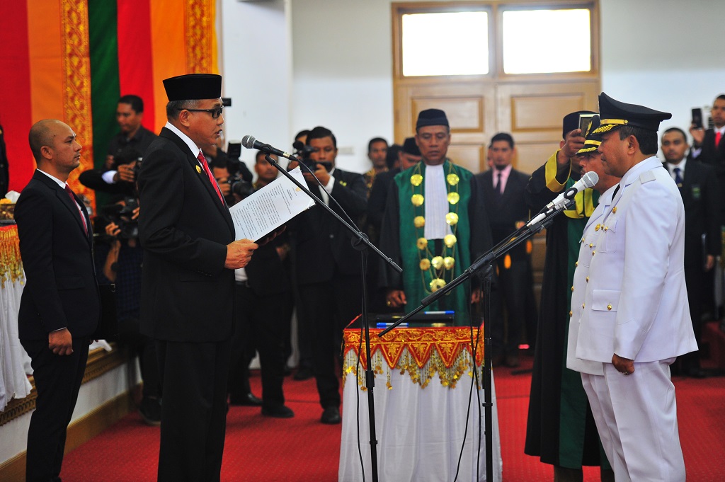 InfoPublik - Plt Gubernur Aceh Lantik Aiyub Abbas Dan Said Mulyadi ...