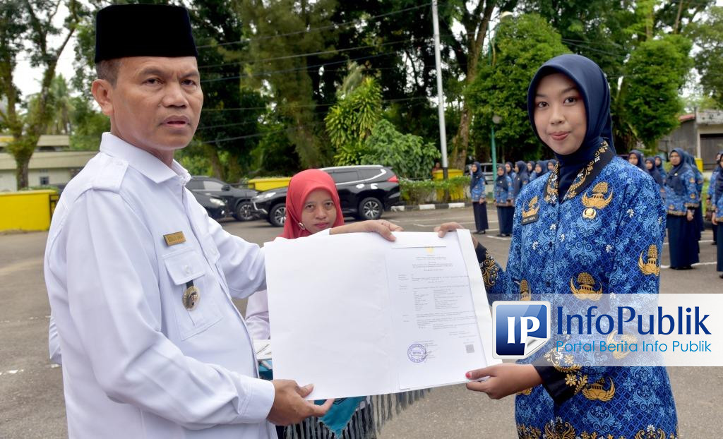 Infopublik Wako Genius Umar Serahkan Sk Pns Dan Ambil Sumpah Jabatan