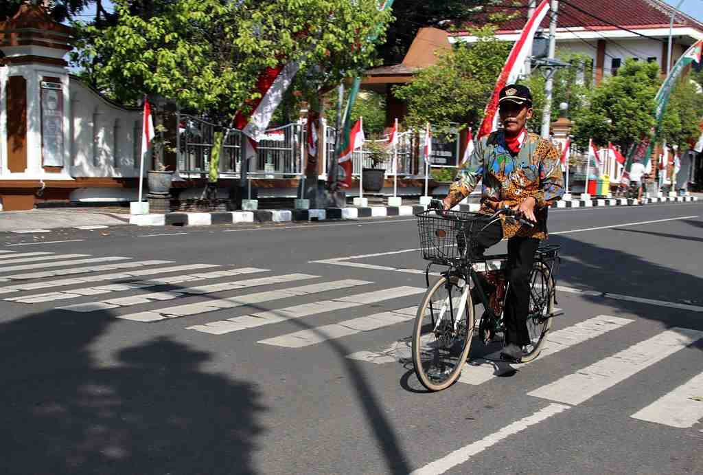 InfoPublik - PULANG IKUTI UPACARA HUT Ke-77 RI