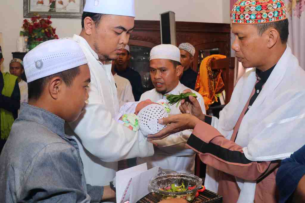 Tradisi Tepuk Tepung Tawar Kepulauan Riau