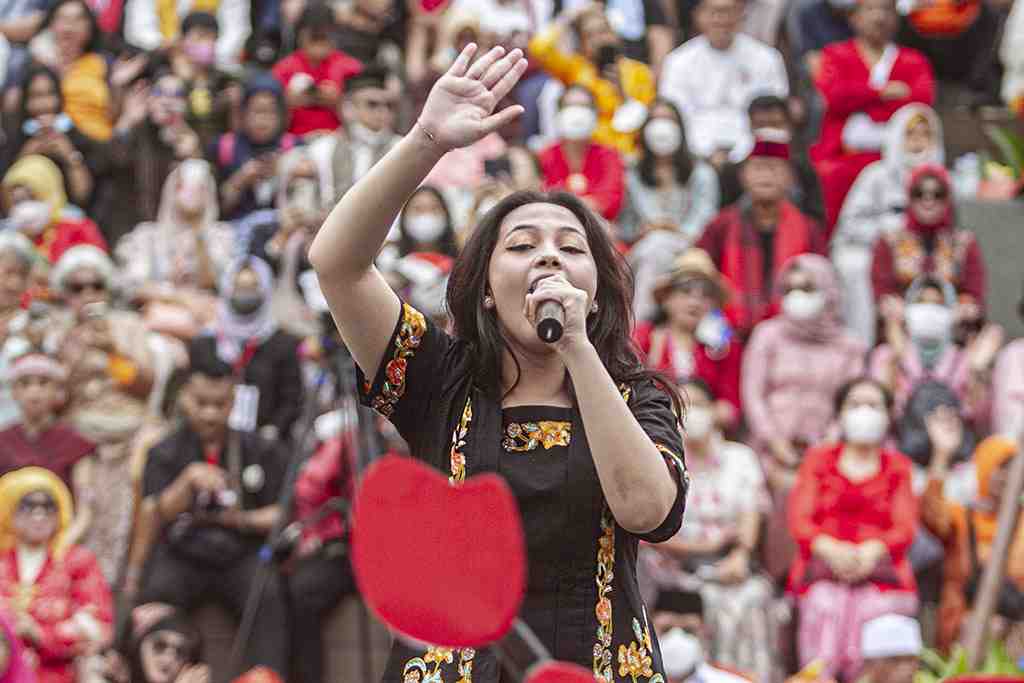 InfoPublik - PARADE BUDAYA NUSANTARA