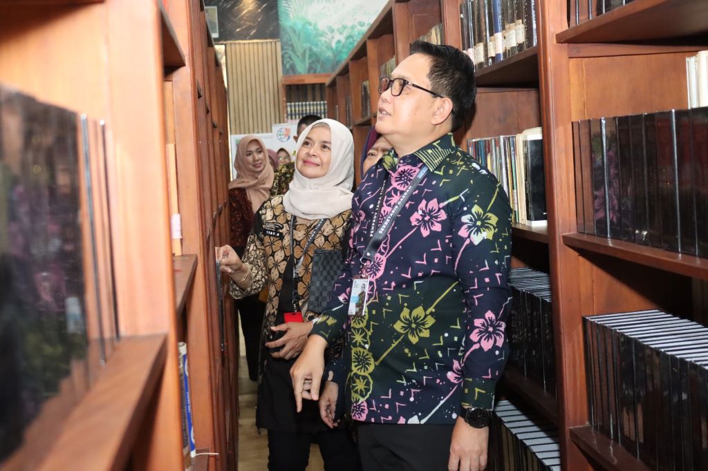 Infopublik Perpustakaan Dokumen Hukum Pemprov Jatim