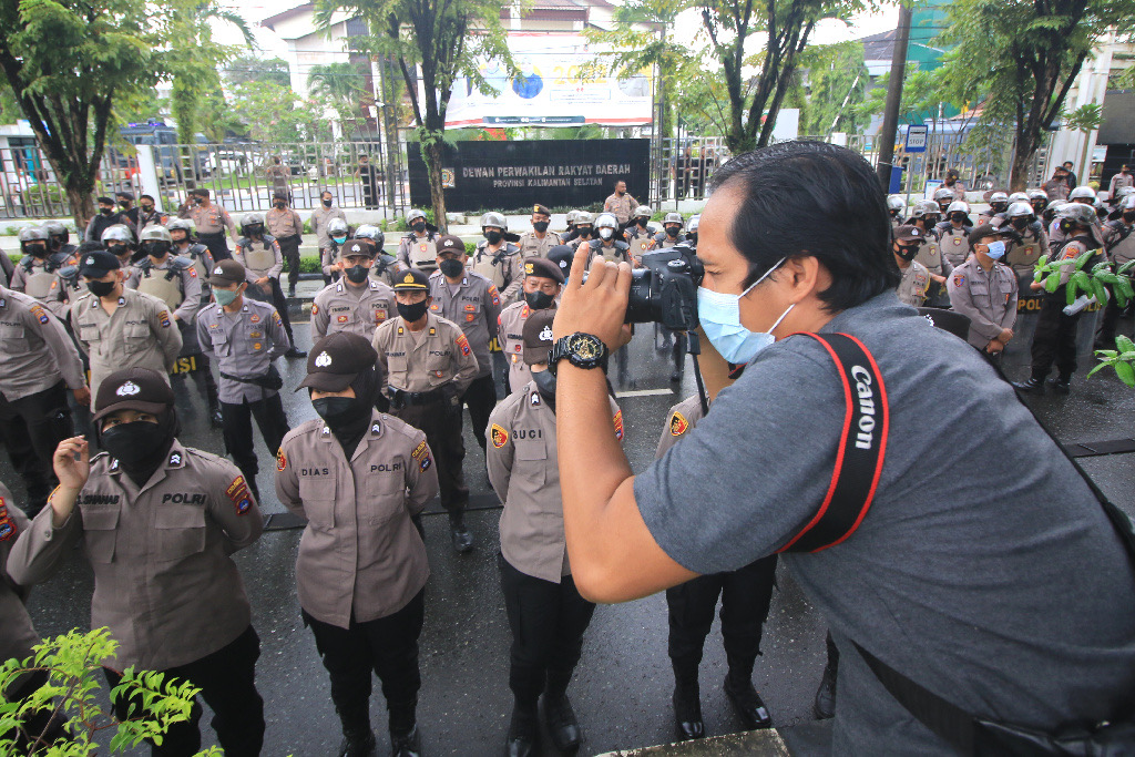 Infopublik Dokumentasikan Pengamanan Unjuk Rasa