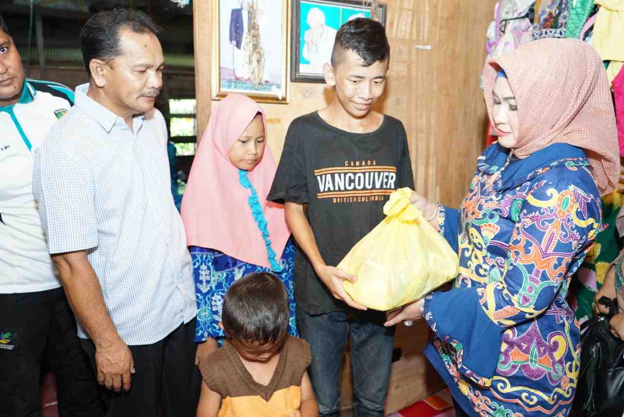 InfoPublik - BANTUAN KEPADA WARGA KURANG MAMPU