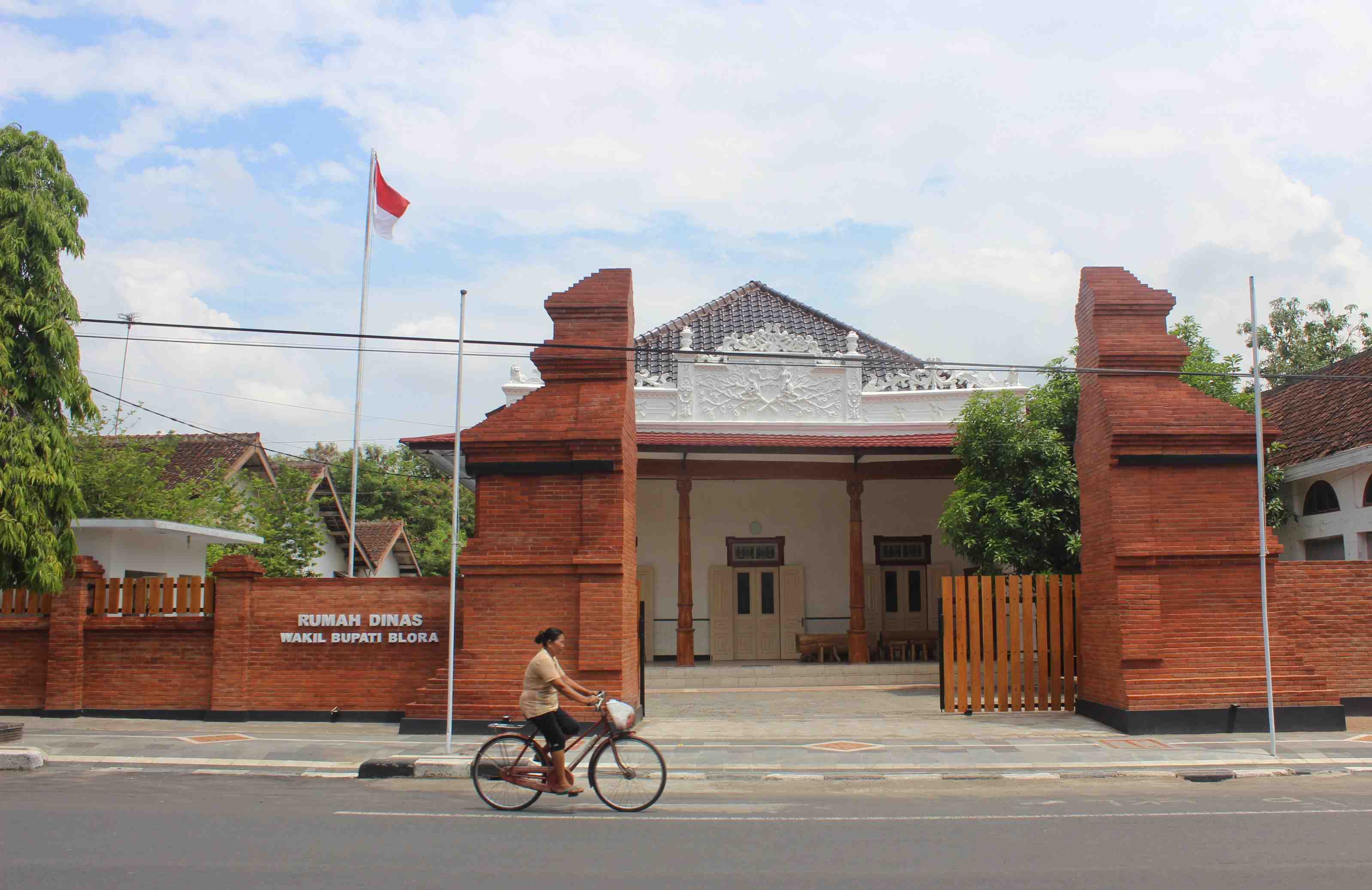 InfoPublik - BANGUNAN PENINGGALAN BELANDA