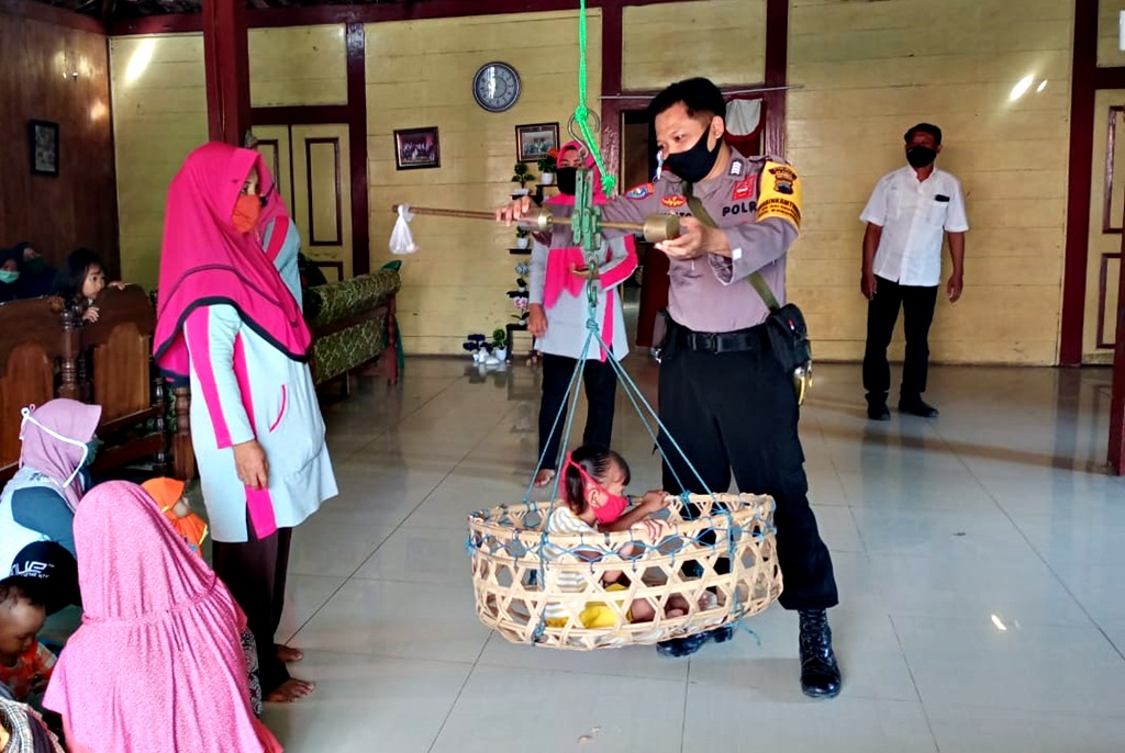 Infopublik Timbang Berat Badan Anak Balita