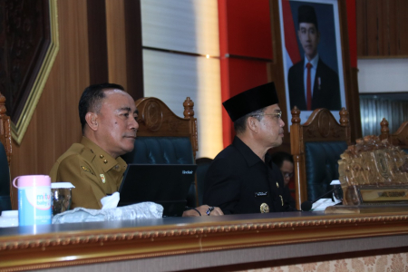 RAPERDA  APBD KALBAR