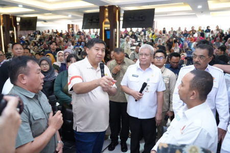 PERCEPATAN PEMBIAYAAN PERUMAHAN DAN UMKM