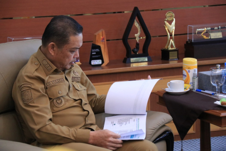 HILIRISASI AYAM TERINTEGRASI