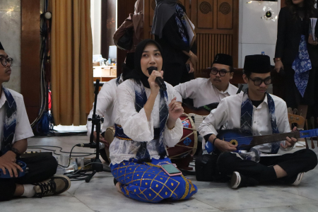 NYANYIKAN LAGU DAERAH