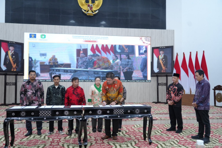 MOU PERESMIAN 2.145 POSBAKUM DESA DAN KELURAHAN