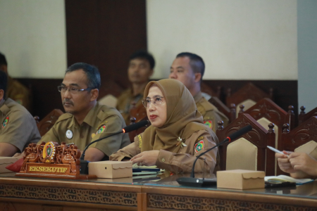 RAPAT BANMUS DPRD KALTENG