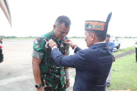 PENGALUNGAN LILIS LAMIANG