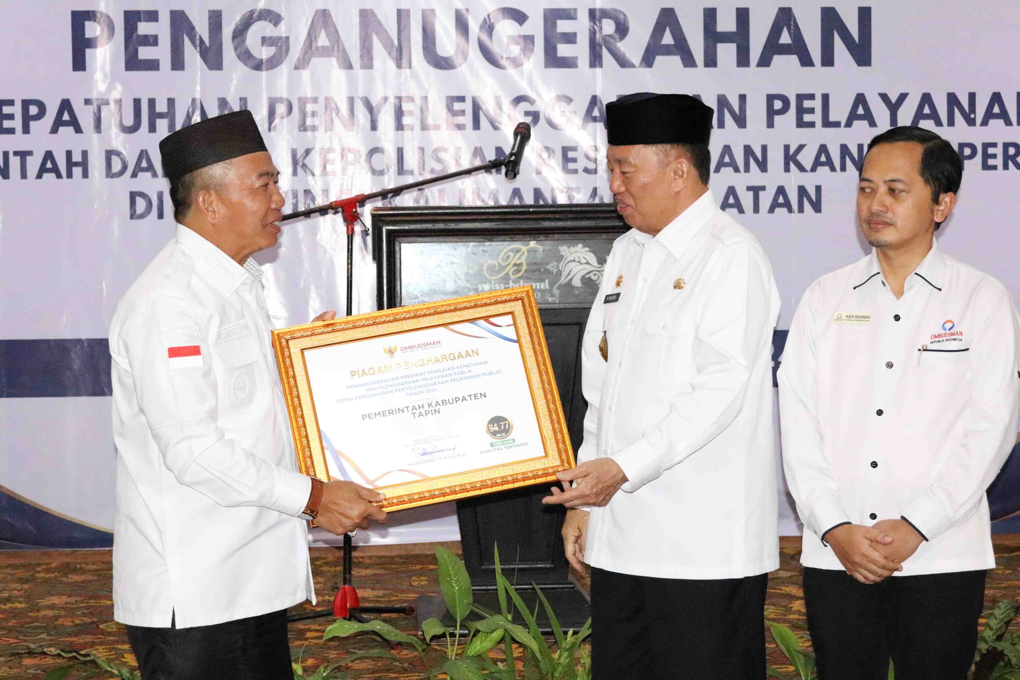 AKOMODASI PELAPORAN PELAYANAN PUBLIK