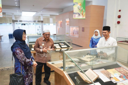 LESTARIKAN WARISAN MANUSKRIP
